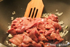 Chicken Livers with Mushrooms-3