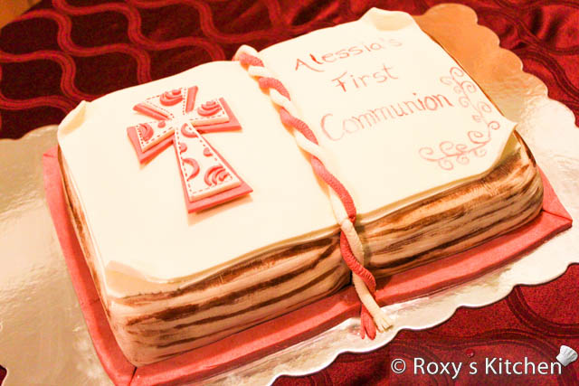 First Communion Open Book Cake / Tort Carte Deschisa Prima Comuniune / Pastel Libro de Primera Comunion