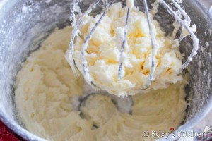  Vanilla Buttercream Icing - With the motor running, add the sugar, 1 cup at a time,