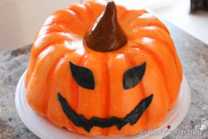 Pumpkin Cake - Make the stem out of brown fondant.
