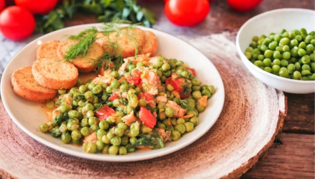 Chicken & Green Peas Stew