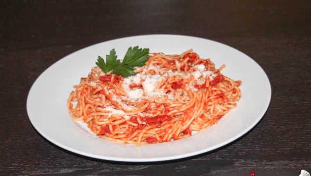 Spaghetti with Salami