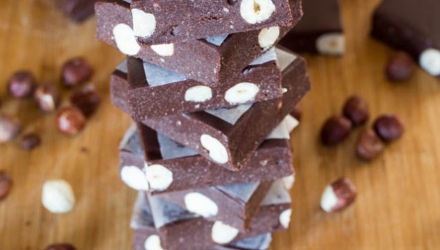 Homemade Chocolate Bars / Ciocolata de Casa - Roxy's Kitchen