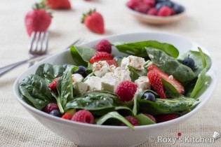 5-Ingredient Spinach Salad with Berries & Feta Cheese | Roxy's Kitchen