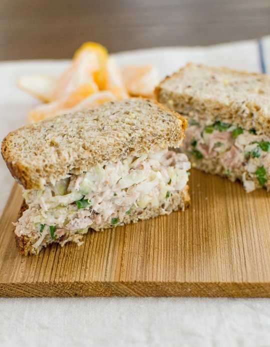 5-Ingredient Crisp Tuna Cabbage Salad | 15 Surprisingly Easy and Healthy Back to Work Lunches
