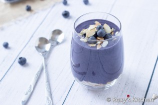 Blueberry Cream Cheese Dessert with Crunchy Roasted Almonds – Easy 5-ingredient recipe that is always a hit in our house!