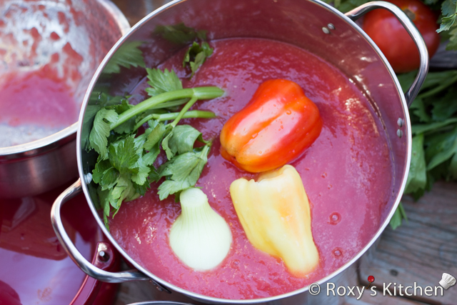 7 Healthy Reasons Why You Should Drink Tomato Juice + Easy Recipe for Preserving Tomato Juice for Winter - Place the tomato juice in a large pot and add the peeled onions, the peppers with no seeds and stems, celery stalks, salt and sugar. Bring everything to a boil and then let it simmer for 45 minutes to an hour. 