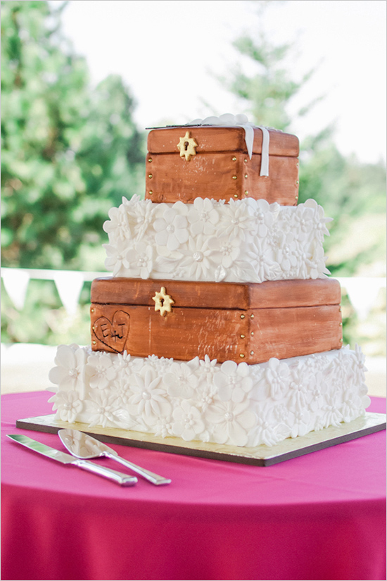 Beautiful Cake for a Farm Wedding  - Check out 14 Fabulous Wedding Cakes with Modern Flair!