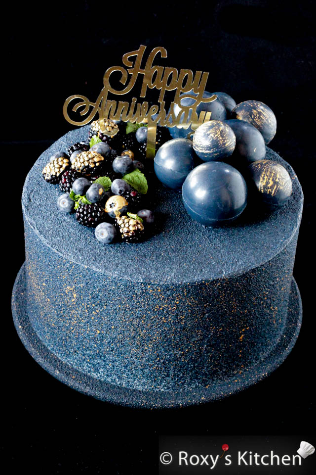 Wedding anniversary cake with blue velvet texture made out of chocolate using a chocolate spray gun