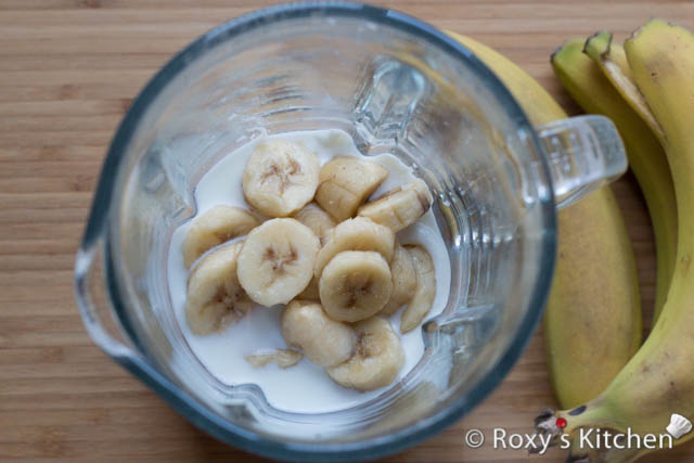 Blend the banana slices with the remaining, milk, Greek yogurt and frozen vanilla ice cream. 
