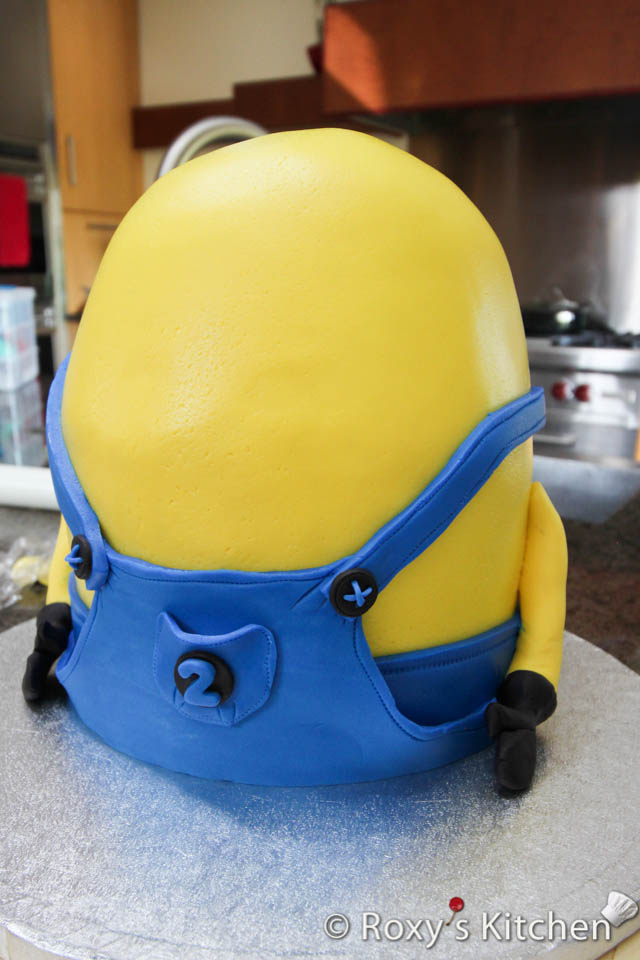 Minion with arms