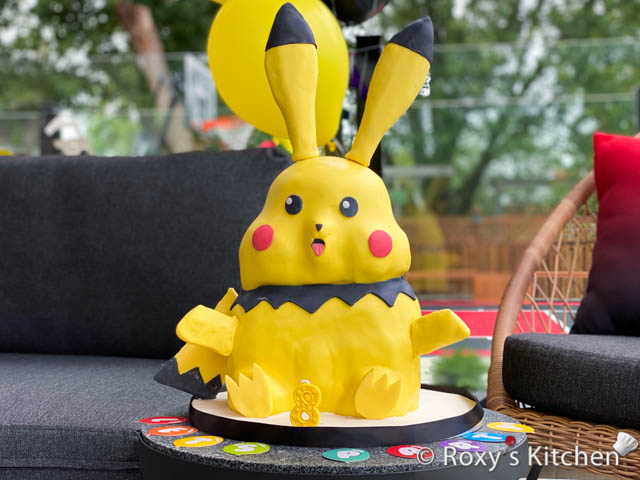 Pikachu Cake 