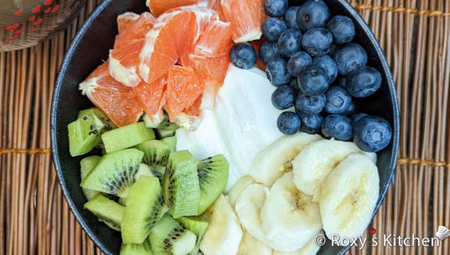 Yogurt, Fruit & Granola Bowl