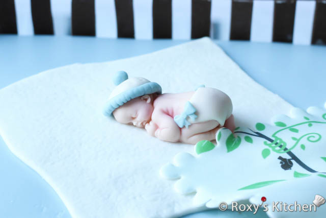 Baby Crib Cake Tutorial - Sleeping baby boy 
