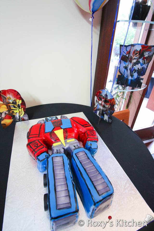 Optimus Prime Cake Tutorial 