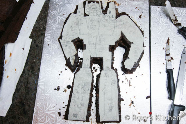 Carve Optimus Prime's body using a serrated knife. 