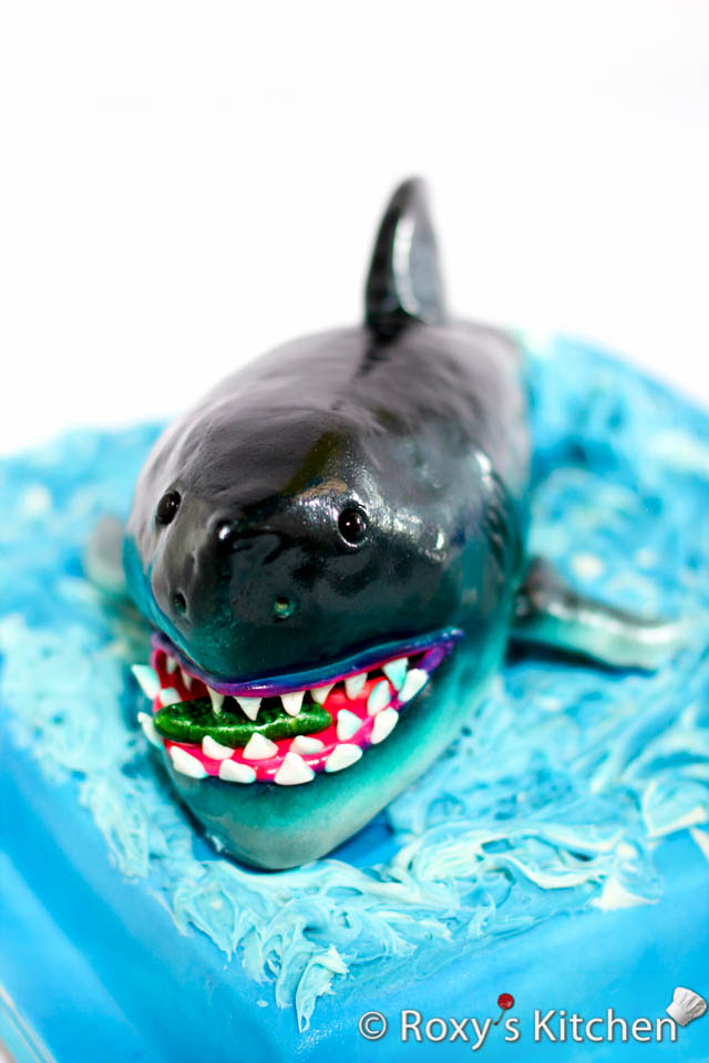 Shark Cake | Printable Template | Decorating Tutorial | Beach Party