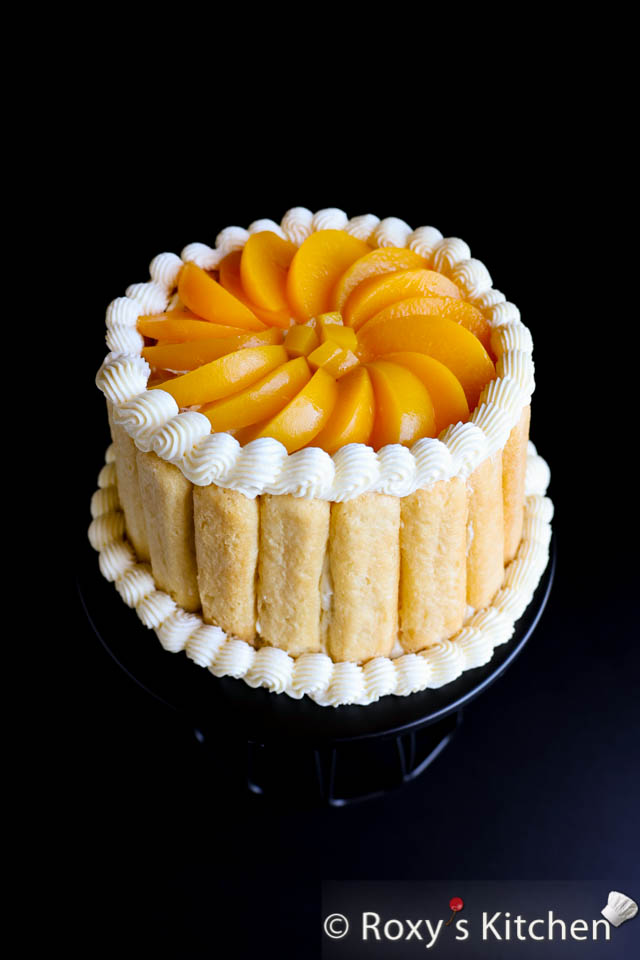 15-Minute Dream Cake with Peaches 