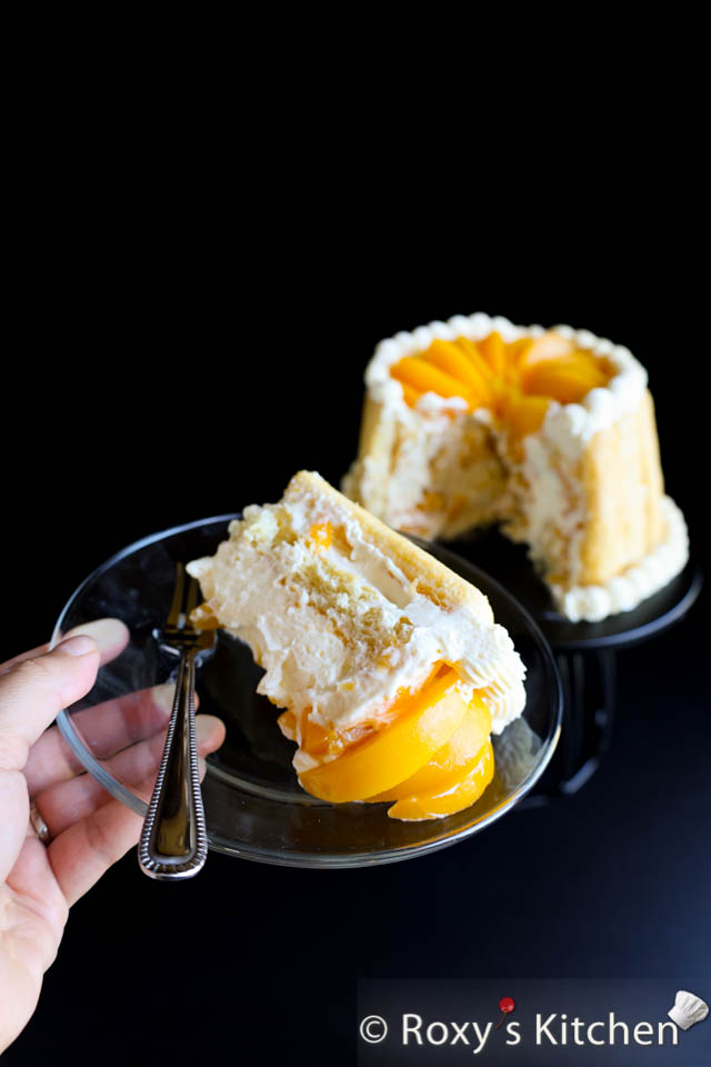 15-Minute Dream Cake with Peaches 