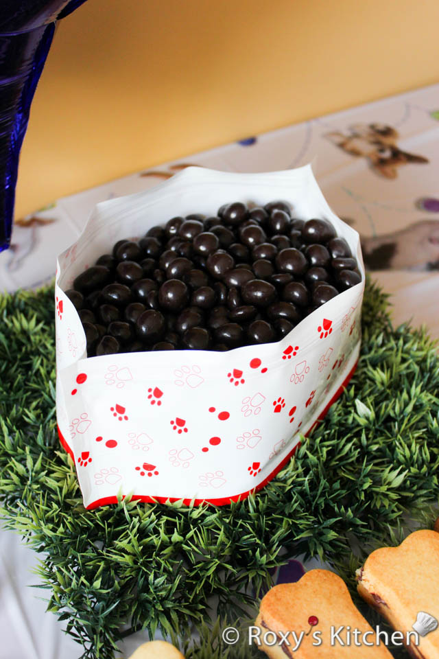 Chocolate-Covered Raisins (Dog Droppings)