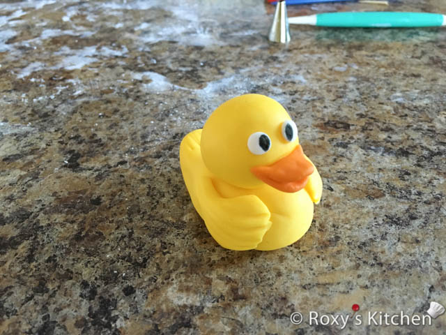 How to make a fondant/gum paste rubber duck