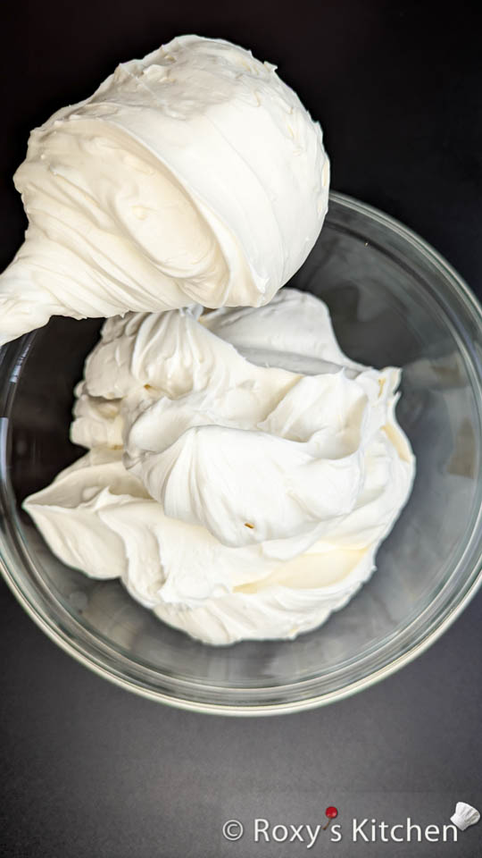 Mascarpone & whipped cream frosting 