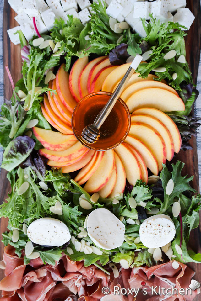 Bites on Boards: The Summer Medley food board is a fusion of flavours and textures and a great option for a light lunch or dinner. Ingredients: various cheeses, prosciutto, fresh peaches, mixed greens, honey, fig jam and others. 