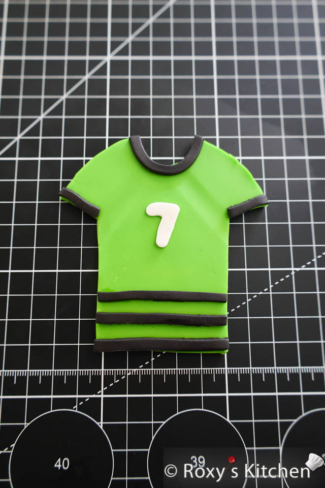 Green soccer jersey made out of fondant 