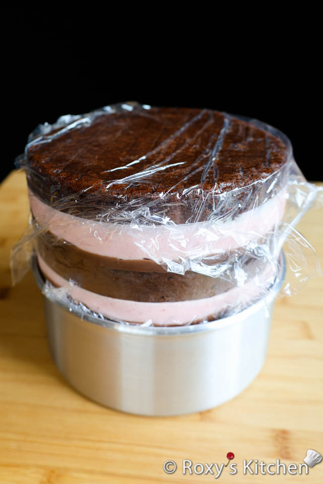 Cover the cake with plastic foil and refrigerate for 8 hours or overnight.