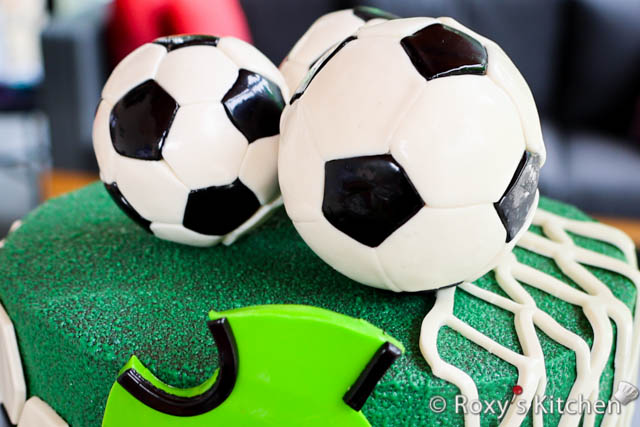 Soccer ball cake toppers