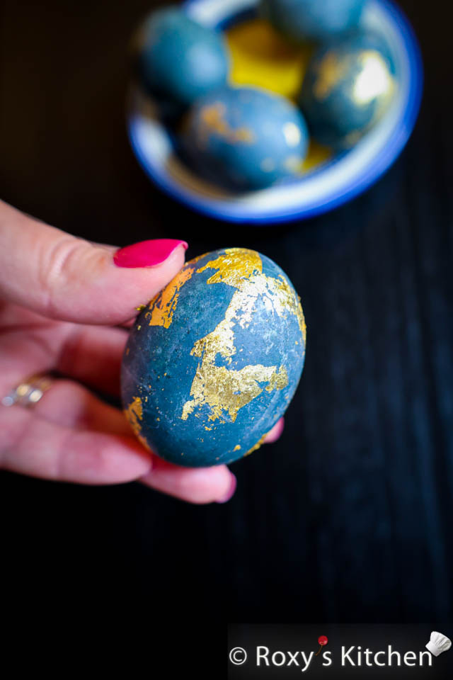 How to Naturally Dye Easter Eggs Blue